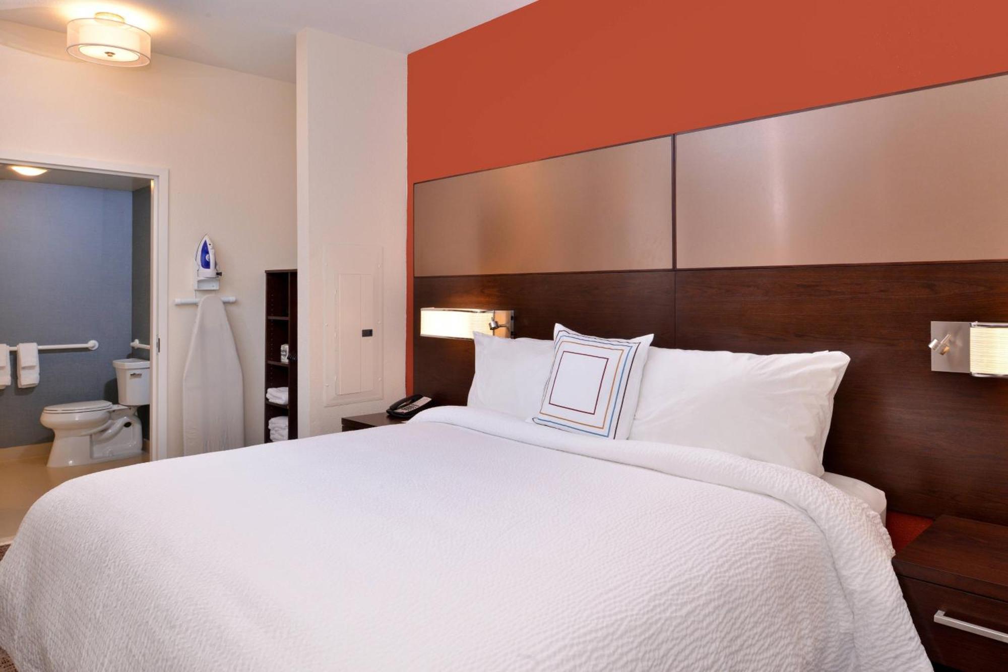 Residence Inn By Marriott Ист-Лансинг Экстерьер фото